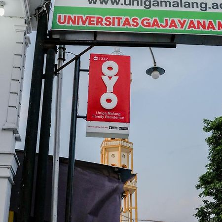 Oyo 1342 Uniga Malang Family Residence Kültér fotó